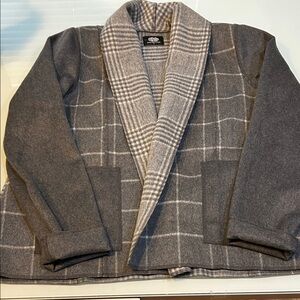 Gray and cream Plaid Shawl Collar wool sweater Jacket Cameleon Minnesota
